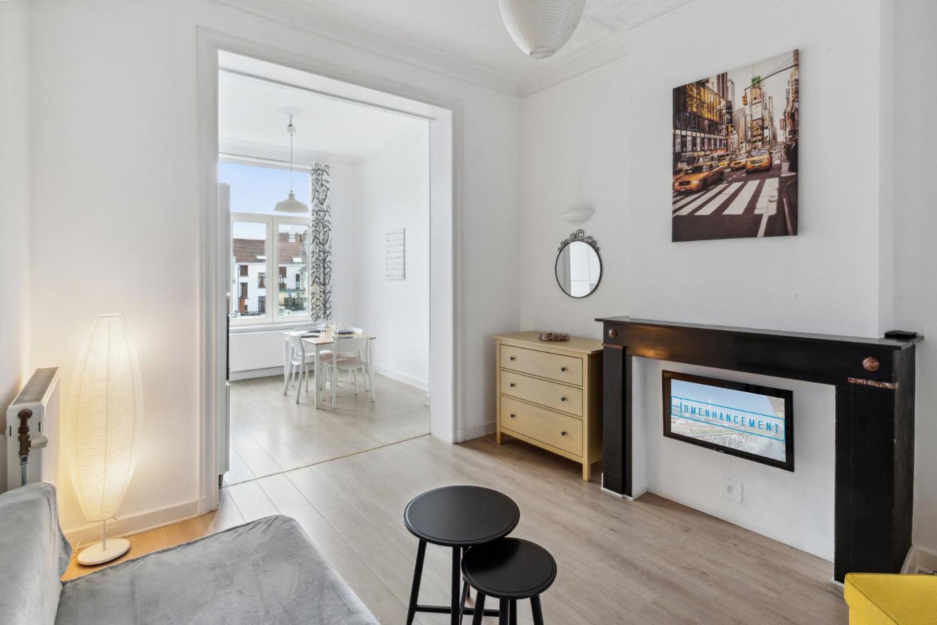 Apartment In Brussels, Lantsheere By Homenhancement Sa Ngoại thất bức ảnh