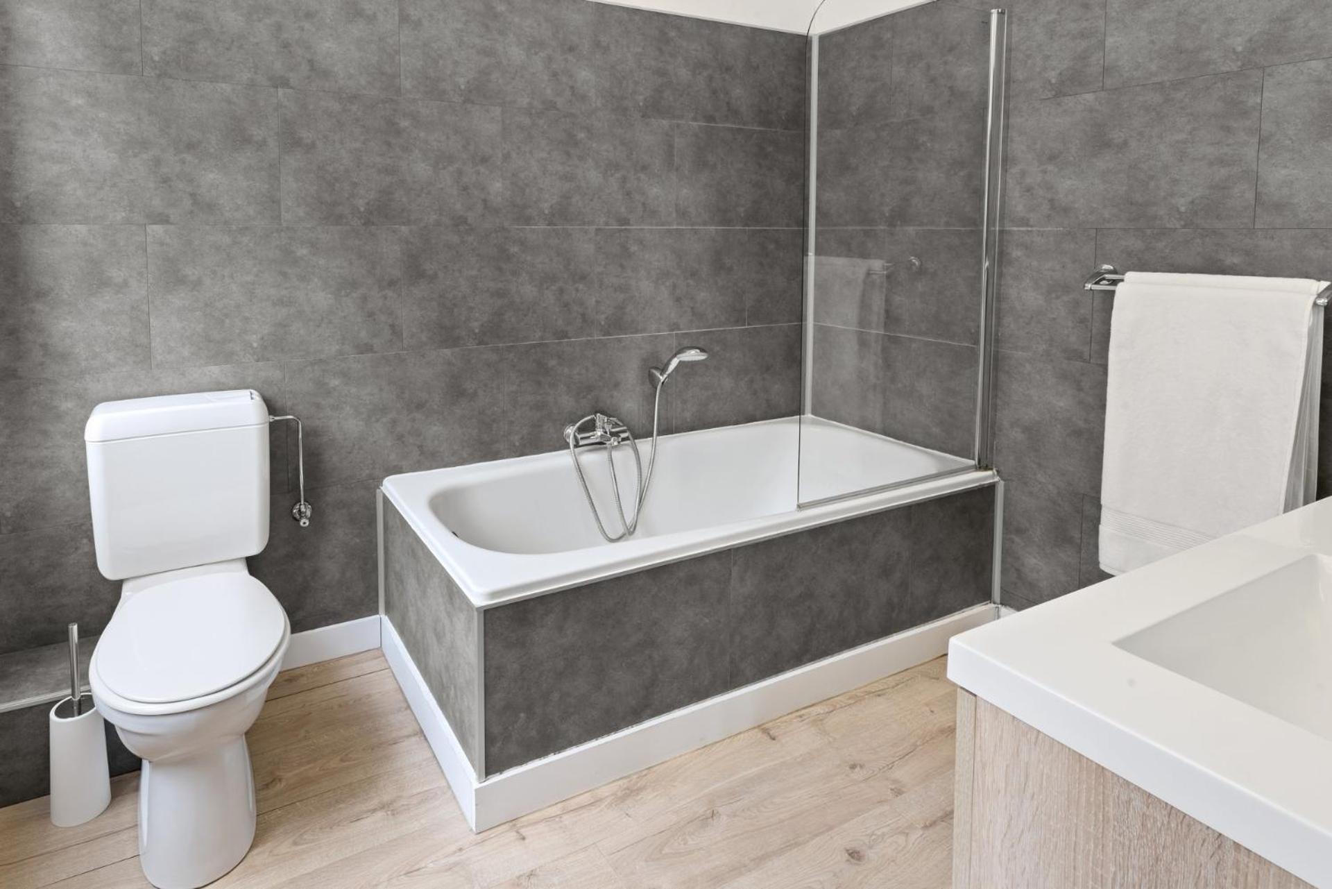 Apartment In Brussels, Lantsheere By Homenhancement Sa Ngoại thất bức ảnh